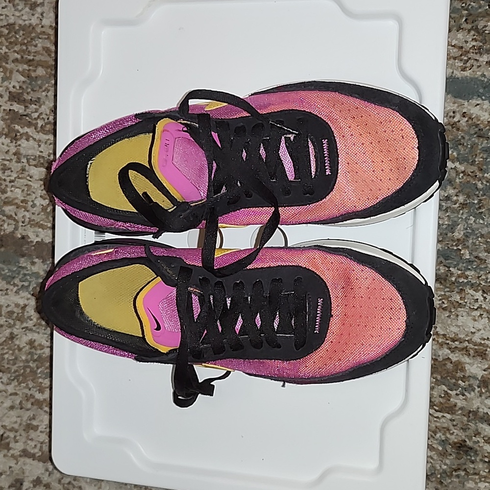 Nike youth size 7